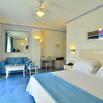 Aurora Hotell Sperlonga