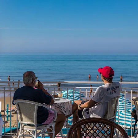Hotel Aurora 3*