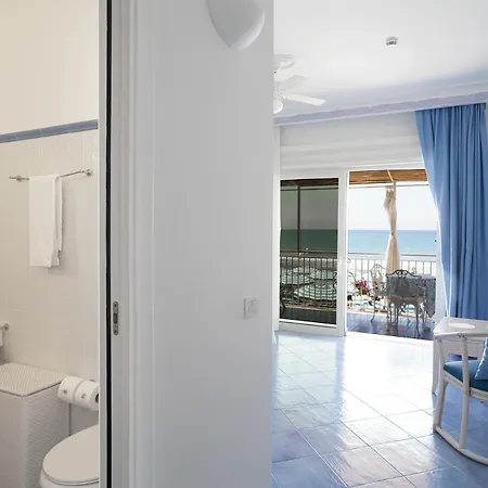 Hotel Aurora 3*