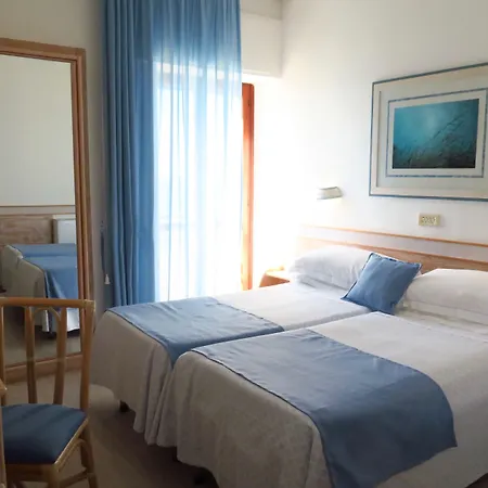 Hotel Aurora 3*