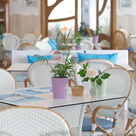 奥罗拉酒店 酒店