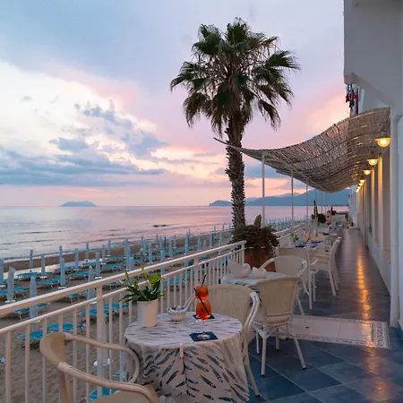 Hotel Aurora