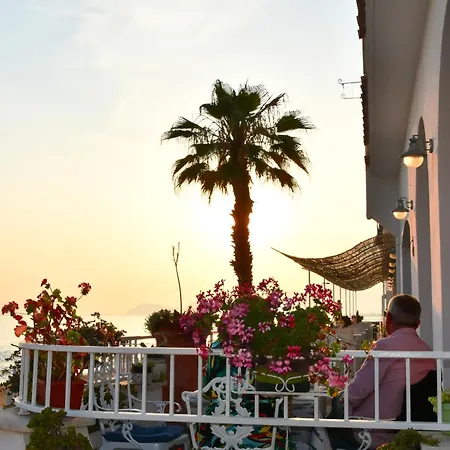 Aurora 3* Sperlonga