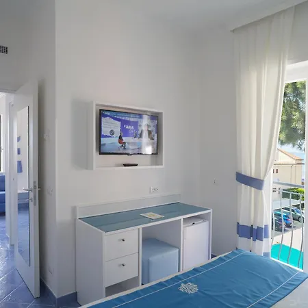 Aurora 3* Sperlonga
