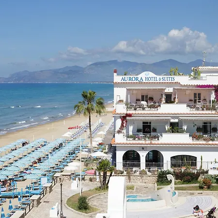 Hotel Aurora 3*