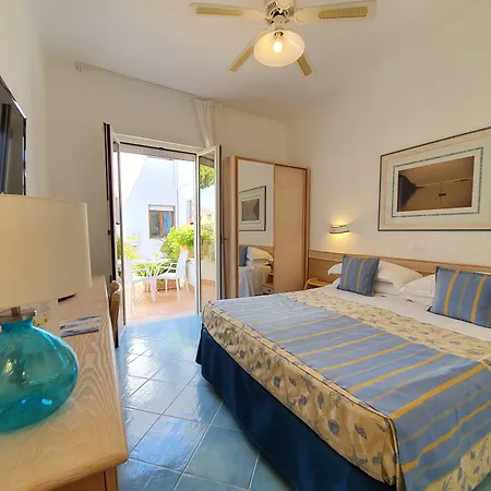 奥罗拉酒店 斯佩隆加