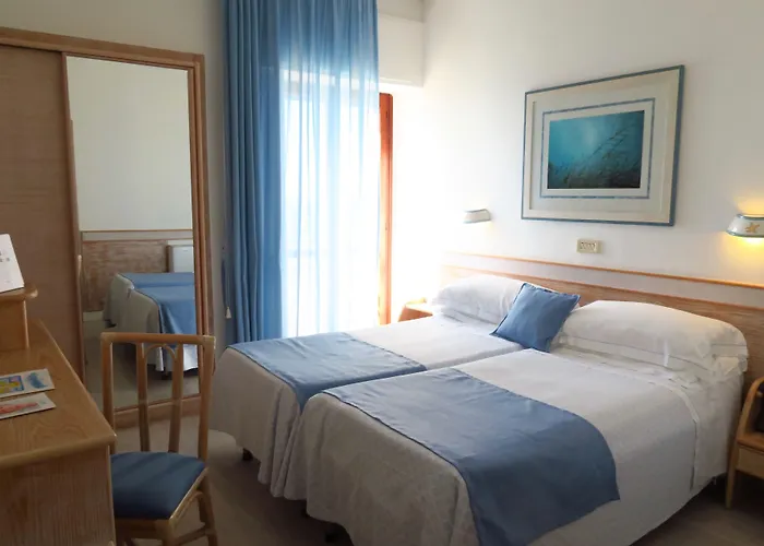 Hotel Aurora 3*