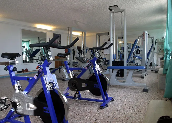 오로라 호텔 스펠론가